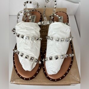 Steve Madden Travel sandals for sale!
